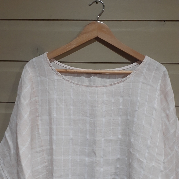 Beyond Capri Women's Linen Top One Size - Picture 2 of 7